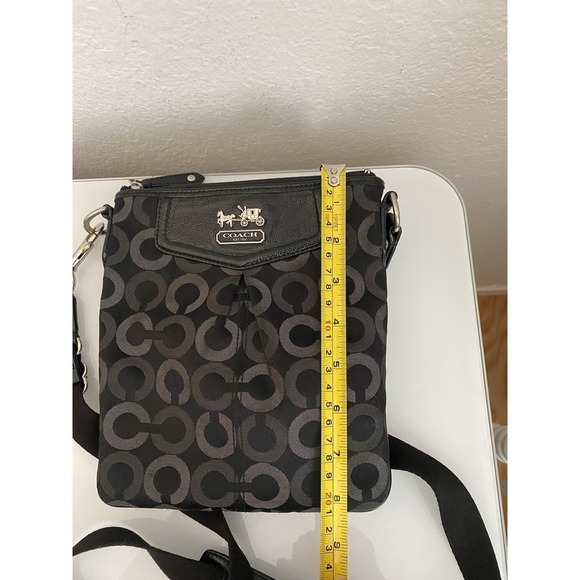 Coach MADISON Black Grey Op Art Stage Coach Crossbody Swingpack 43430 - Picture 15 of 16